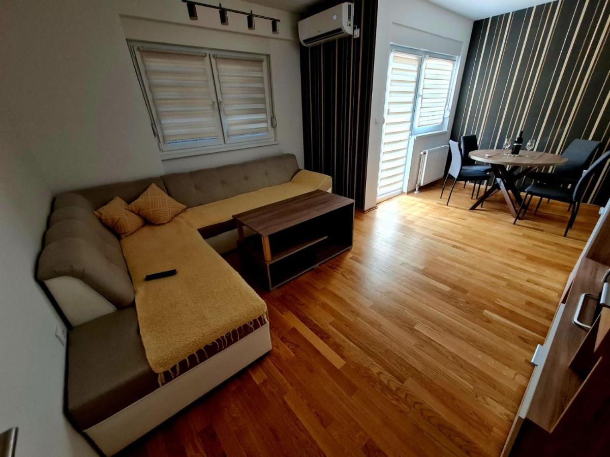 Apartman Court برييدور المظهر الخارجي الصورة